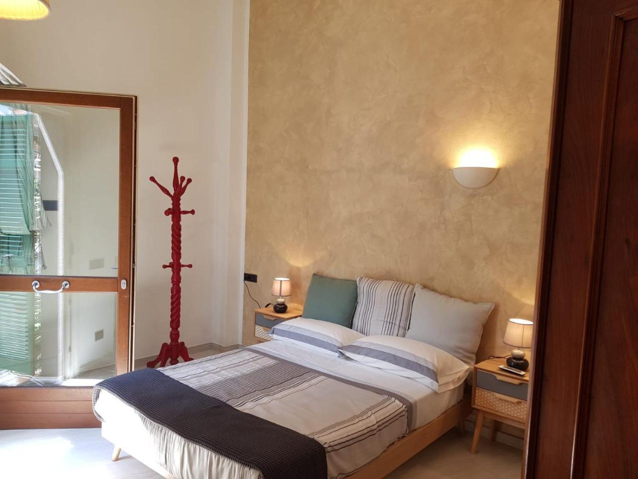 Bellissima Camera Carolina23 Bed & Breakfast Levanto Exterior photo